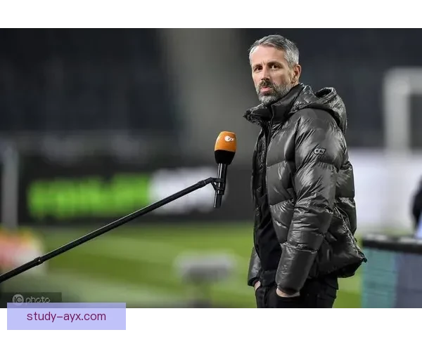 奥尔德姆俱乐部宣布新任主帅上任并展望新赛季目标