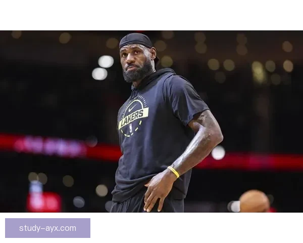 湖人詹姆斯连创新高带队逆转勇士重回西部榜首